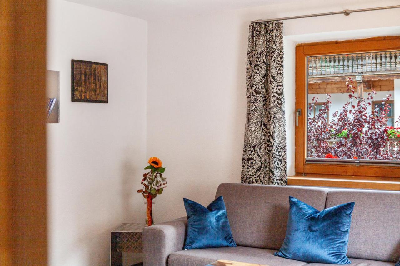 Ferienwohnung Galerie Kaiser Майерхофен Екстериор снимка